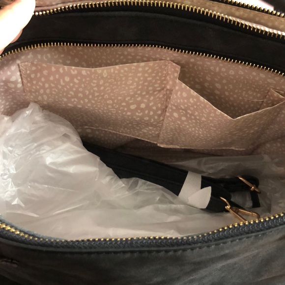 Purse - Picture 4 of 7